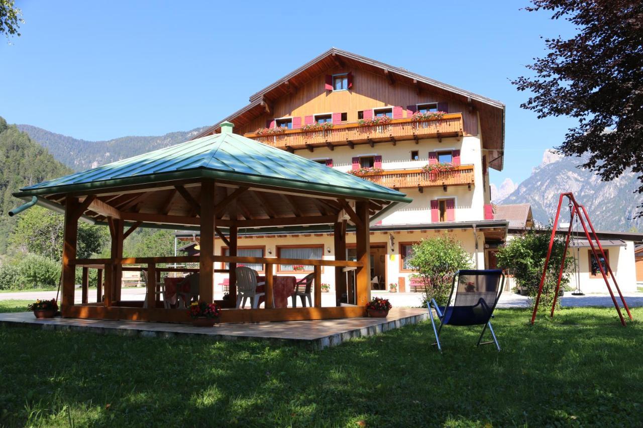 Hotel Galeno - 3 Cime View - Auronzo di Cadore Luaran gambar